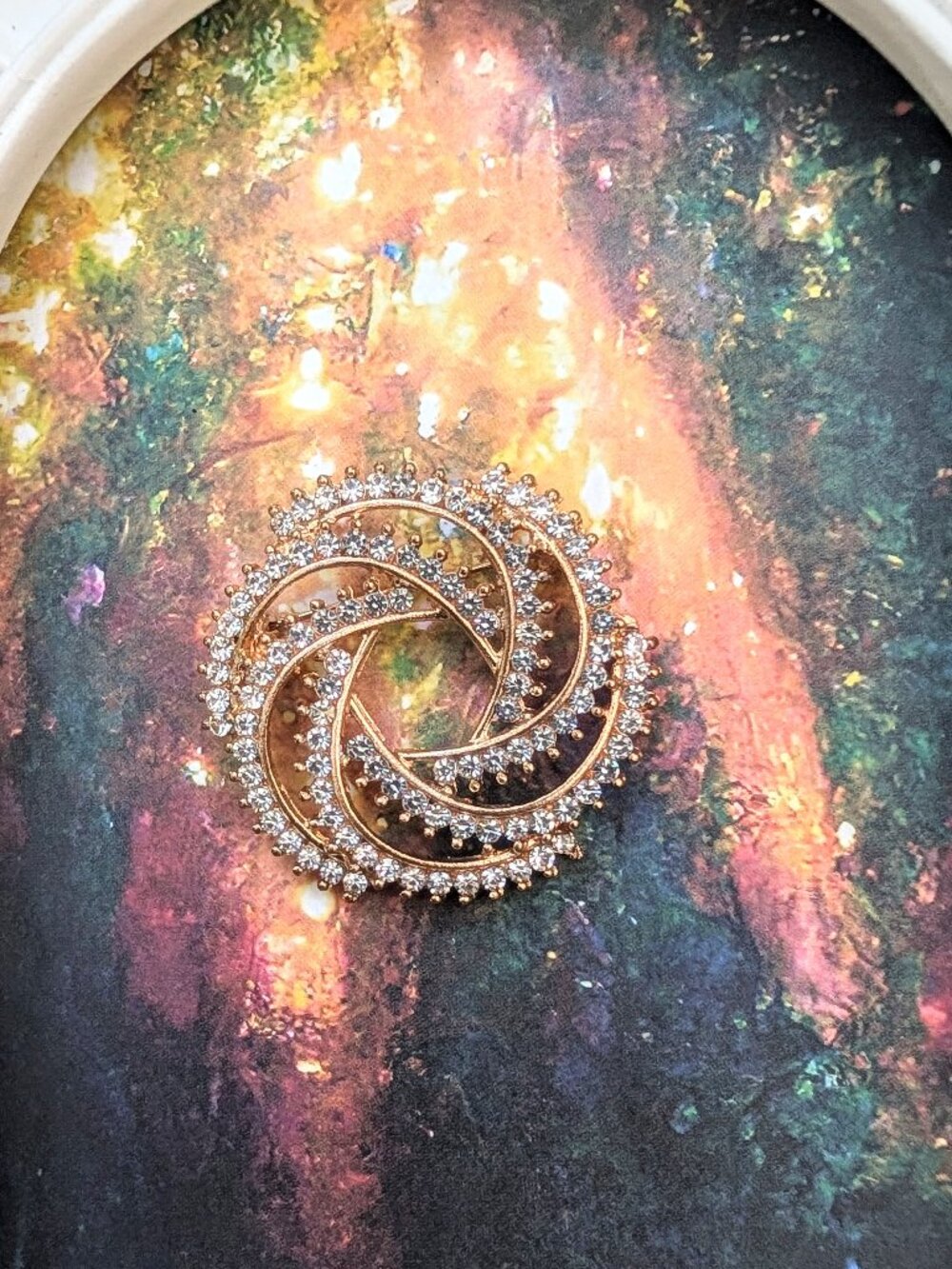 Vintage Swirl Brooch, Gold Tone with Crystal Rhinestones